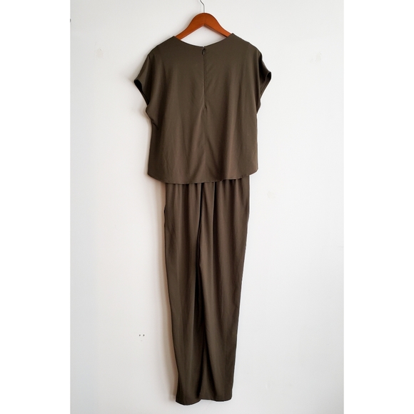 Uniqlo Olive Green V-Neck Jersey Jumpsuit - Picture 3 of 4